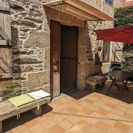 Casita De Piedra De 1900 Restaurada * Vigo