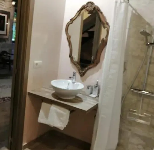 Casita De Piedra De 1900 Restaurada Holiday home Vigo