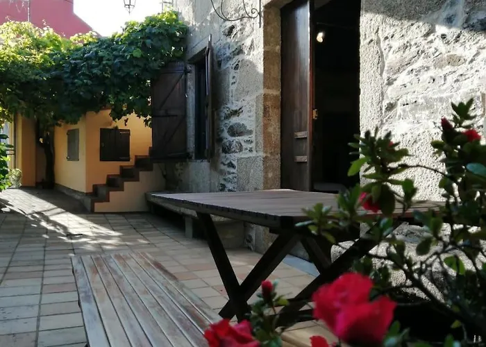 Casita De Piedra De 1900 Restaurada Holiday home Vigo