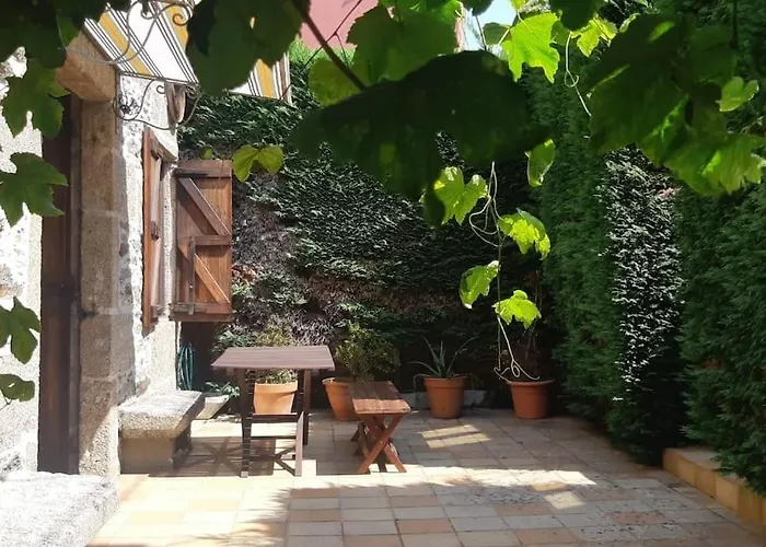 Holiday home Casita De Piedra De 1900 Restaurada