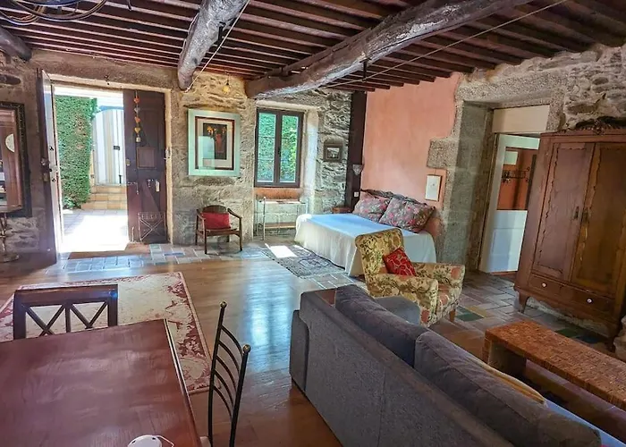 Holiday home Casita De Piedra De 1900 Restaurada Vigo